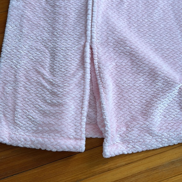 Worn once! Comfy Soft Pink Long robe - Picture 5 of 5